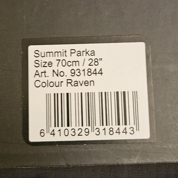 NEW in packaging Hurtta Summit Parka winter coat for dogs in size 28 - Picture 10 of 12